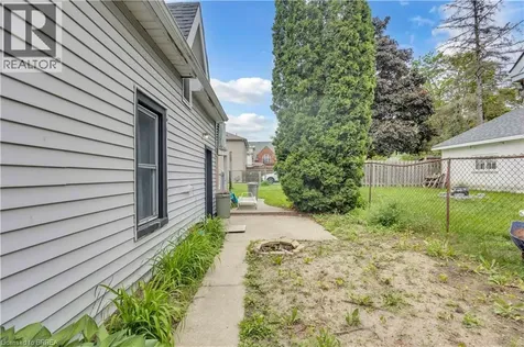 67 Cayuga Street Brantford ON N3S 1W7