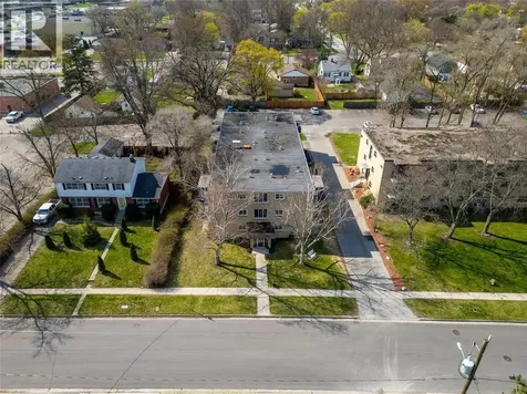 1075 Brenchley Avenue Sarnia ON N7S 1R6