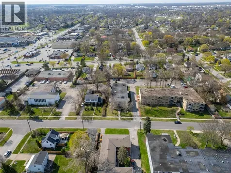 1075 Brenchley Avenue Sarnia ON N7S 1R6