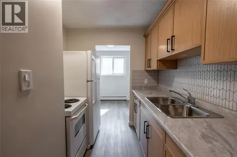 1075 Brenchley Avenue Sarnia ON N7S 1R6