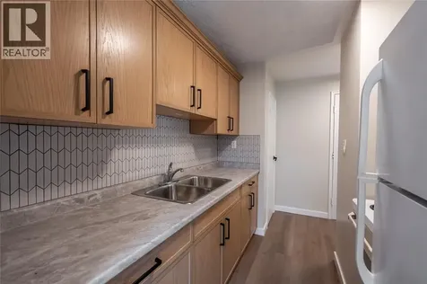1075 Brenchley Avenue Sarnia ON N7S 1R6