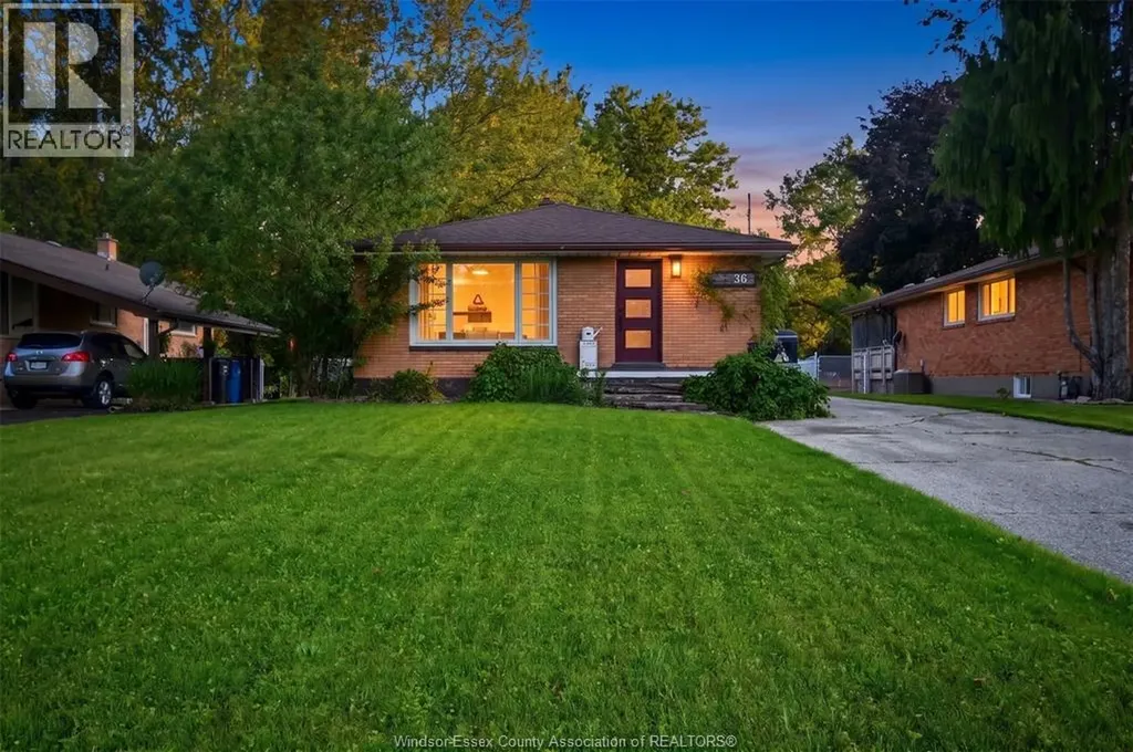 36 Woodland Avenue Chatham ON N7L 2S6
