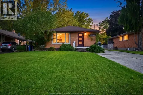 36 Woodland Avenue Chatham ON N7L 2S6