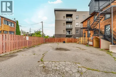 961 Ouellette Avenue Windsor ON N9A 4J5