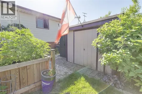 2841 Garvey Crescent Windsor ON N8W 4W7