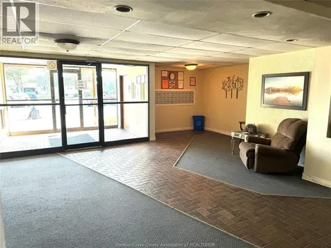 2565 Lauzon Road Windsor ON N8T 2Z5