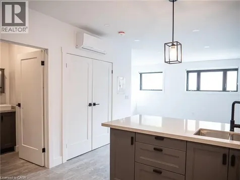 284 James Street North Hamilton ON L8R 2L3