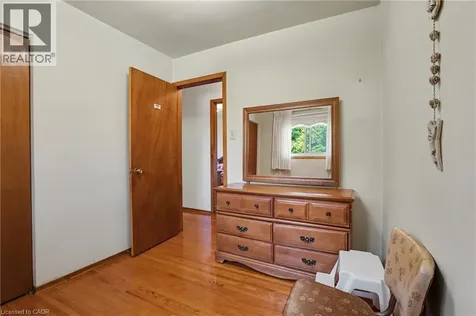 95 Fieldway Drive Hamilton ON L9A 2L5