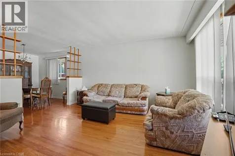 95 Fieldway Drive Hamilton ON L9A 2L5