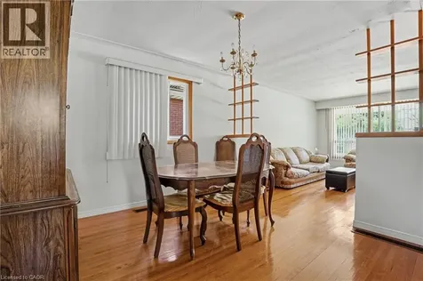 95 Fieldway Drive Hamilton ON L9A 2L5