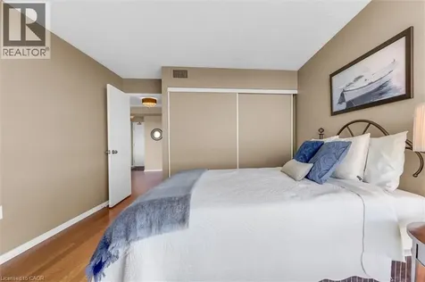 5090 Pinedale Avenue Burlington ON L7L 5V8