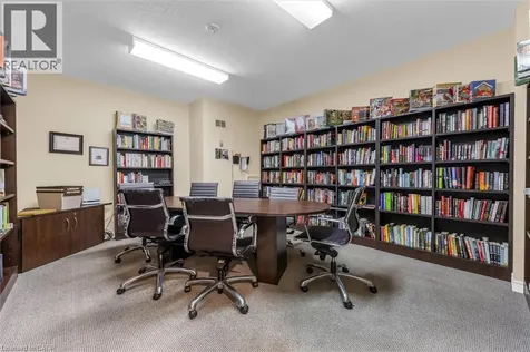 5090 Pinedale Avenue Burlington ON L7L 5V8