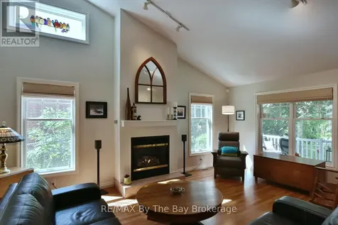 1327 River Road East Wasaga Beach ON L9Z 2R7