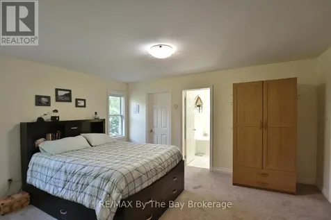 1327 River Road East Wasaga Beach ON L9Z 2R7