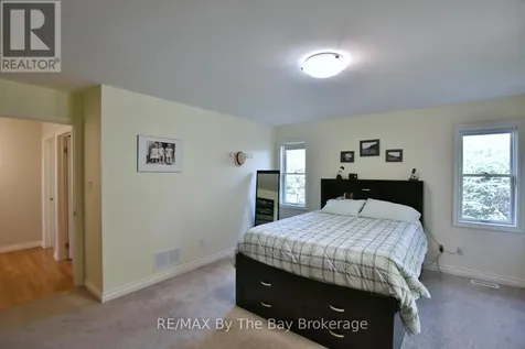 1327 River Road East Wasaga Beach ON L9Z 2R7