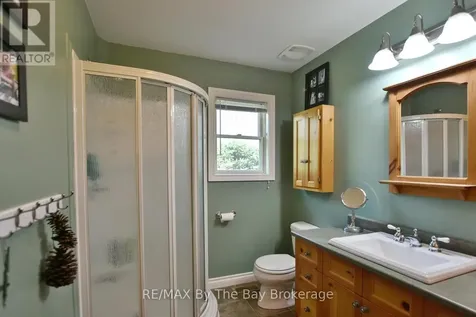 1327 River Road East Wasaga Beach ON L9Z 2R7