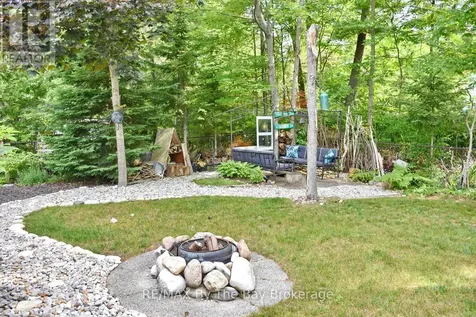 1327 River Road East Wasaga Beach ON L9Z 2R7