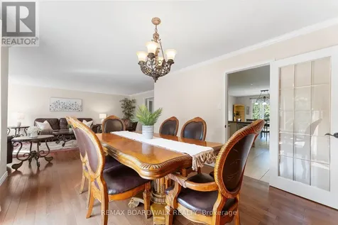 14 Panandrick View Drive Ottawa ON K2W 1A5