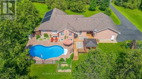 14 Panandrick View Drive Ottawa ON K2W 1A5