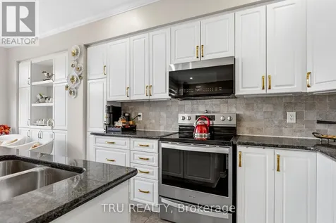 1019 Ottenbrite Crescent Ottawa ON K2T 0G2