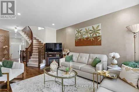 1019 Ottenbrite Crescent Ottawa ON K2T 0G2