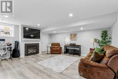 1019 Ottenbrite Crescent Ottawa ON K2T 0G2