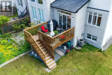 1019 Ottenbrite Crescent Ottawa ON K2T 0G2