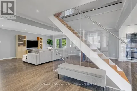 6138 Vineyard Drive Ottawa ON K1C 2N6