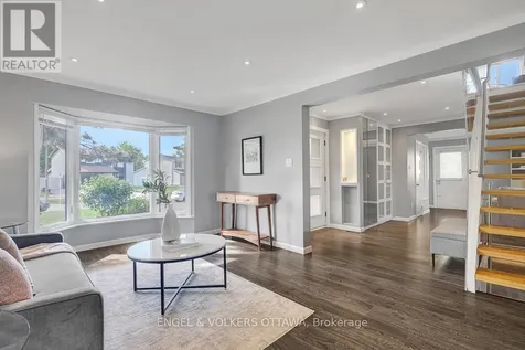 6138 Vineyard Drive Ottawa ON K1C 2N6