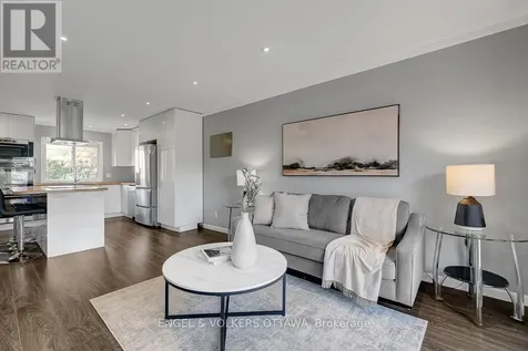 6138 Vineyard Drive Ottawa ON K1C 2N6