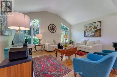 31 Parkvale Drive Kitchener ON N2R 1Z5