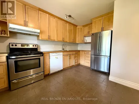 93 Melanie Crescent Ottawa ON K2L 2E4