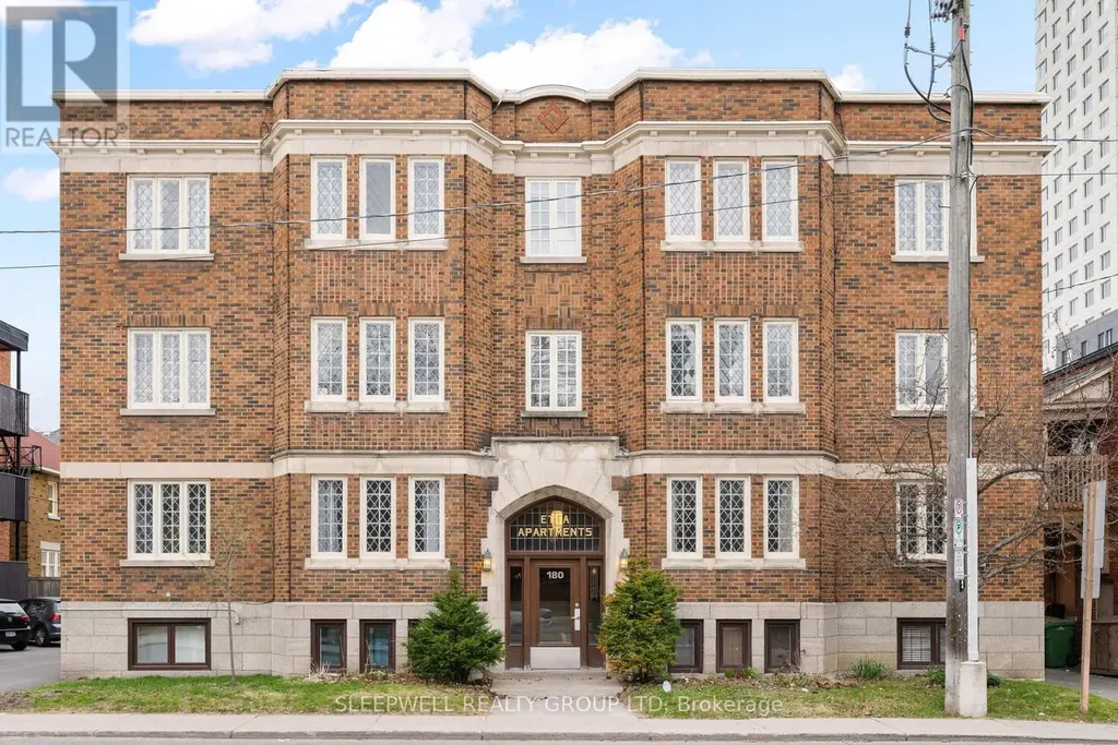 180 Augusta Street Ottawa ON K1N 8C1