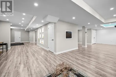 208 Rover Street Ottawa ON K2V 0G2