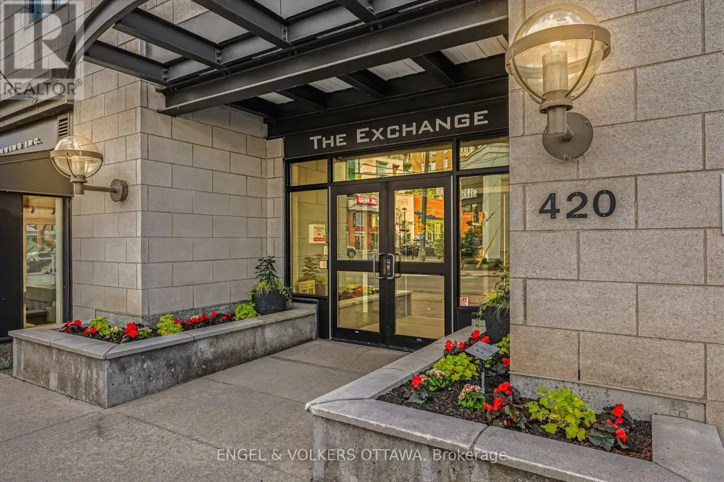420 Berkley Avenue Ottawa ON K2A 4H5