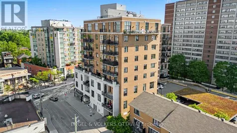 420 Berkley Avenue Ottawa ON K2A 4H5