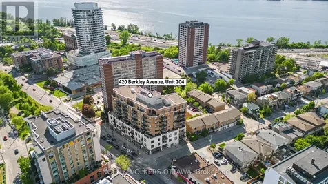 420 Berkley Avenue Ottawa ON K2A 4H5