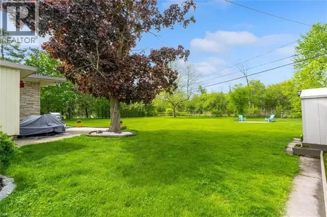 899 Niagara Parkway Fort Erie ON L2A 5M4