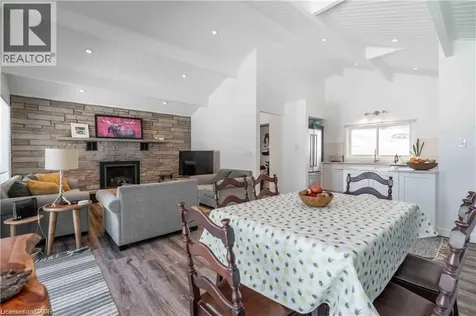 1056 Inawendawin Road Lake Of Bays ON P0B 1A0