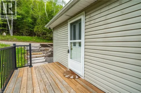 1056 Inawendawin Road Lake Of Bays ON P0B 1A0