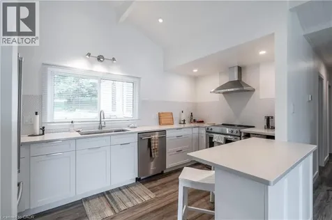 1056 Inawendawin Road Lake Of Bays ON P0B 1A0