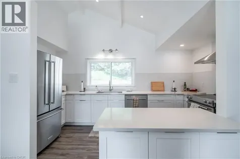 1056 Inawendawin Road Lake Of Bays ON P0B 1A0