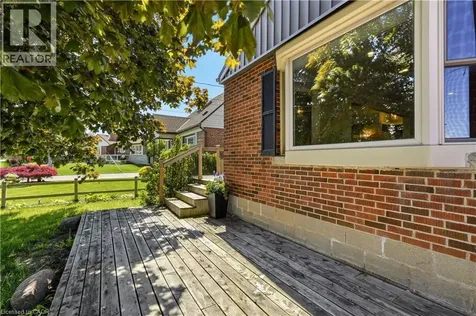 101 Irene Avenue Stoney Creek ON L8G 2B1