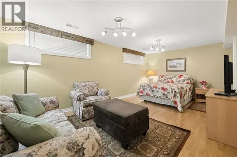 214 Grey Fox Drive Kitchener ON N2E 3N2
