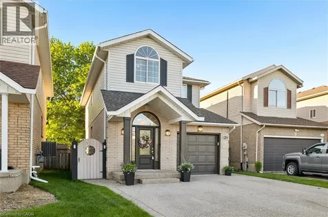 214 Grey Fox Drive Kitchener ON N2E 3N2