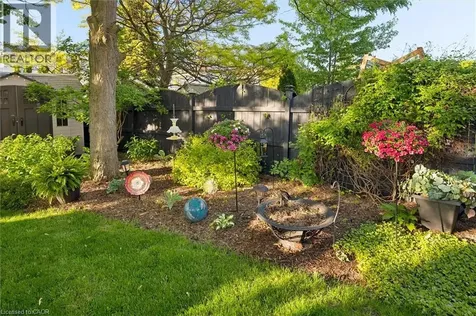 214 Grey Fox Drive Kitchener ON N2E 3N2