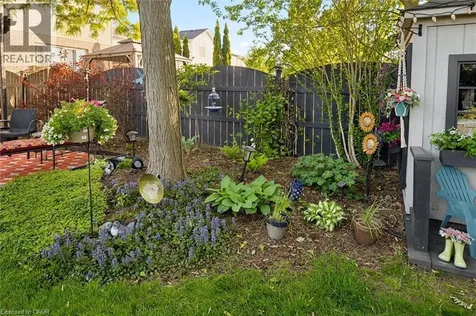 214 Grey Fox Drive Kitchener ON N2E 3N2