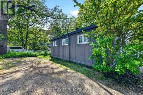 60 Parkwood Drive Wasaga Beach ON L9Z 2T2