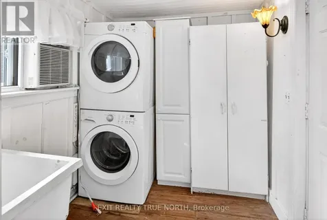 60 Parkwood Drive Wasaga Beach ON L9Z 2T2
