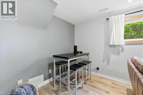 20 Wolfe's Court Kitchener ON N2B 2Z1